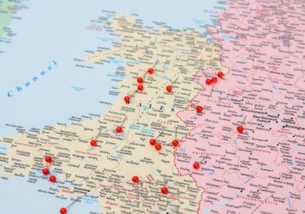 detailed accurate uk map with pins political 1uk