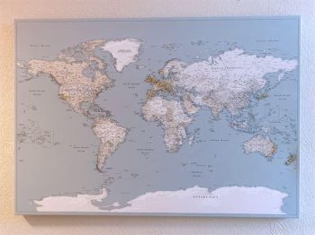 push-pin-world-map-customer-photo-mellow-blue