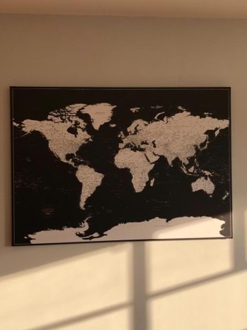 push-pin-world-map-customer-photo-modern-black